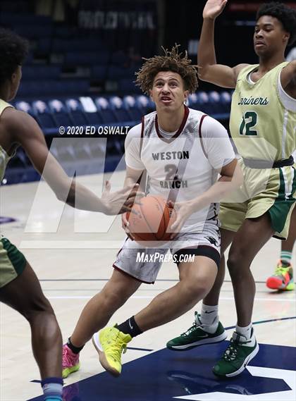 Thumbnail 3 in Weston Ranch vs. Moreau Catholic (MaxPreps MLK Classic) photogallery.