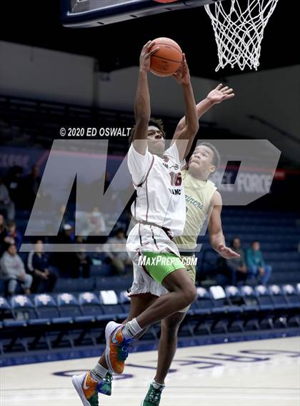Thumbnail 2 in Weston Ranch vs. Moreau Catholic (MaxPreps MLK Classic) photogallery.