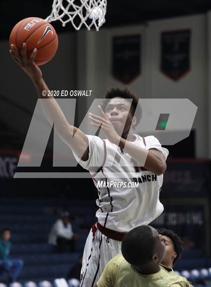 Thumbnail 2 in Weston Ranch vs. Moreau Catholic (MaxPreps MLK Classic) photogallery.