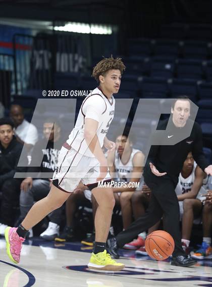 Thumbnail 3 in Weston Ranch vs. Moreau Catholic (MaxPreps MLK Classic) photogallery.