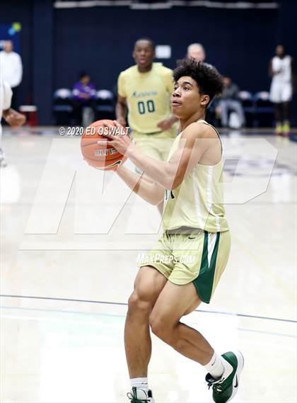 Thumbnail 1 in Weston Ranch vs. Moreau Catholic (MaxPreps MLK Classic) photogallery.