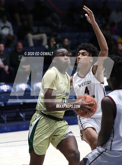 Thumbnail 2 in Weston Ranch vs. Moreau Catholic (MaxPreps MLK Classic) photogallery.