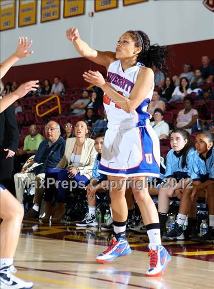 Thumbnail 2 in University vs. Marshall (CIF LA City Section Final) photogallery.