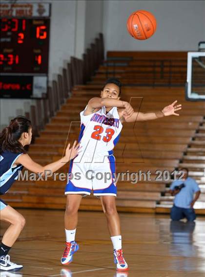 Thumbnail 3 in University vs. Marshall (CIF LA City Section Final) photogallery.