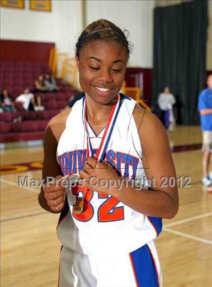 Thumbnail 1 in University vs. Marshall (CIF LA City Section Final) photogallery.