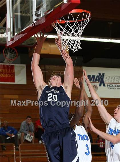 Thumbnail 2 in Ironwood Ridge vs. Lutheran (MaxPreps Holiday Classic) photogallery.