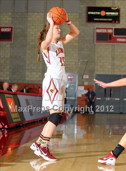 Thumbnail 2 in Oaks Christian vs Orange Lutheran (Nike Extravaganza) photogallery.