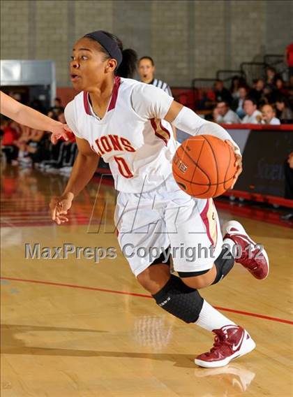 Thumbnail 1 in Oaks Christian vs Orange Lutheran (Nike Extravaganza) photogallery.