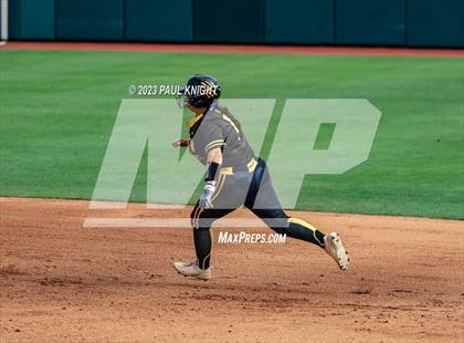 Thumbnail 1 in Calallen vs. Liberty (UIL 4A Softball Final) photogallery.