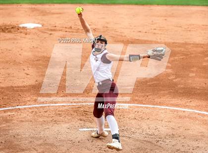 Thumbnail 2 in Calallen vs. Liberty (UIL 4A Softball Final) photogallery.