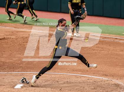 Thumbnail 3 in Calallen vs. Liberty (UIL 4A Softball Final) photogallery.