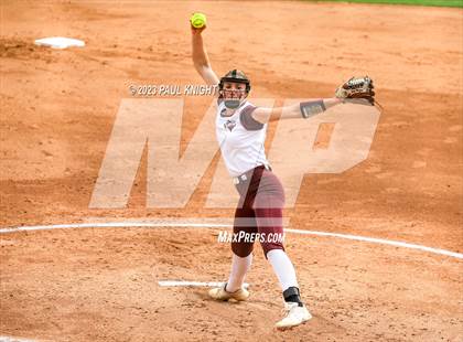 Thumbnail 2 in Calallen vs. Liberty (UIL 4A Softball Final) photogallery.