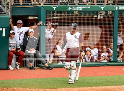 Thumbnail 1 in Calallen vs. Liberty (UIL 4A Softball Final) photogallery.
