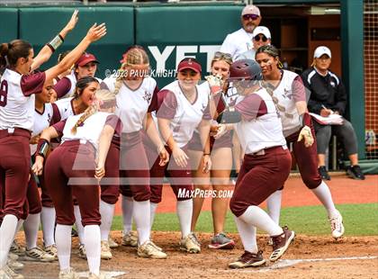 Thumbnail 3 in Calallen vs. Liberty (UIL 4A Softball Final) photogallery.