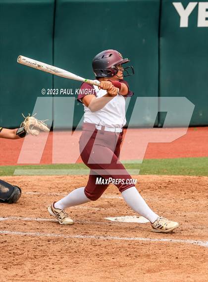 Thumbnail 3 in Calallen vs. Liberty (UIL 4A Softball Final) photogallery.