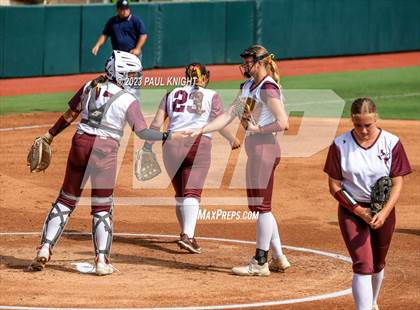 Thumbnail 3 in Calallen vs. Liberty (UIL 4A Softball Final) photogallery.