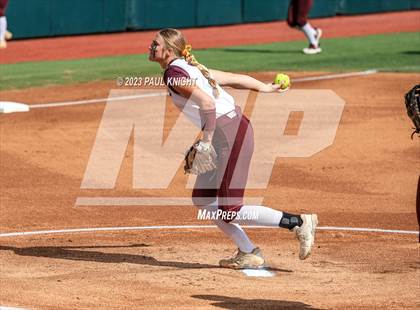 Thumbnail 3 in Calallen vs. Liberty (UIL 4A Softball Final) photogallery.