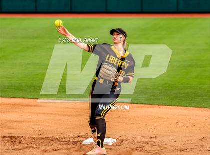 Thumbnail 3 in Calallen vs. Liberty (UIL 4A Softball Final) photogallery.