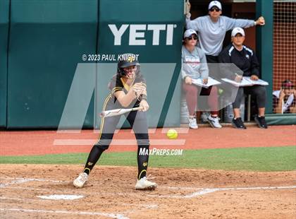 Thumbnail 2 in Calallen vs. Liberty (UIL 4A Softball Final) photogallery.