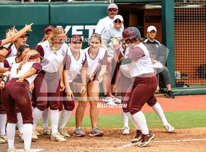 Thumbnail 3 in Calallen vs. Liberty (UIL 4A Softball Final) photogallery.