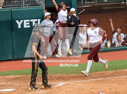 Thumbnail 1 in Calallen vs. Liberty (UIL 4A Softball Final) photogallery.