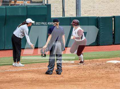 Thumbnail 1 in Calallen vs. Liberty (UIL 4A Softball Final) photogallery.