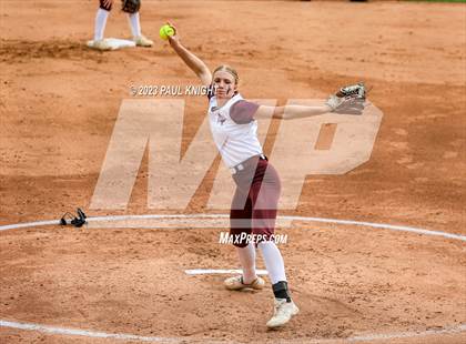 Thumbnail 1 in Calallen vs. Liberty (UIL 4A Softball Final) photogallery.