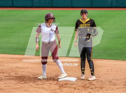 Thumbnail 3 in Calallen vs. Liberty (UIL 4A Softball Final) photogallery.