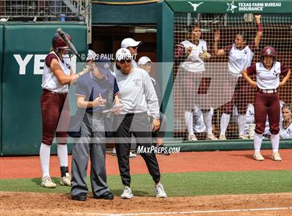 Thumbnail 1 in Calallen vs. Liberty (UIL 4A Softball Final) photogallery.