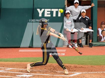 Thumbnail 1 in Calallen vs. Liberty (UIL 4A Softball Final) photogallery.