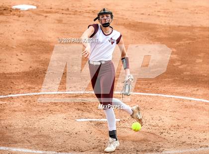 Thumbnail 1 in Calallen vs. Liberty (UIL 4A Softball Final) photogallery.