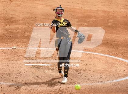 Thumbnail 3 in Calallen vs. Liberty (UIL 4A Softball Final) photogallery.