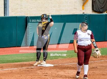 Thumbnail 1 in Calallen vs. Liberty (UIL 4A Softball Final) photogallery.