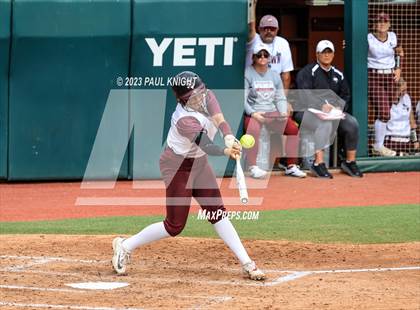 Thumbnail 2 in Calallen vs. Liberty (UIL 4A Softball Final) photogallery.