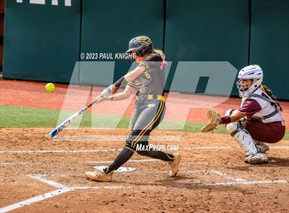 Thumbnail 1 in Calallen vs. Liberty (UIL 4A Softball Final) photogallery.