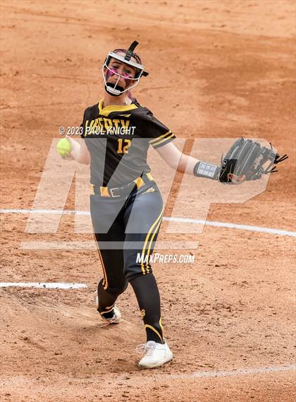 Thumbnail 1 in Calallen vs. Liberty (UIL 4A Softball Final) photogallery.