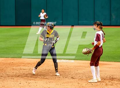 Thumbnail 3 in Calallen vs. Liberty (UIL 4A Softball Final) photogallery.