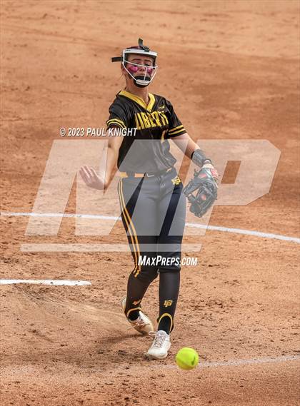 Thumbnail 3 in Calallen vs. Liberty (UIL 4A Softball Final) photogallery.