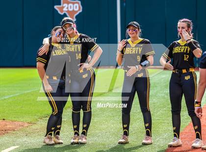 Thumbnail 2 in Calallen vs. Liberty (UIL 4A Softball Final) photogallery.
