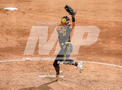 Thumbnail 2 in Calallen vs. Liberty (UIL 4A Softball Final) photogallery.