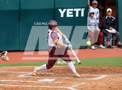 Thumbnail 1 in Calallen vs. Liberty (UIL 4A Softball Final) photogallery.