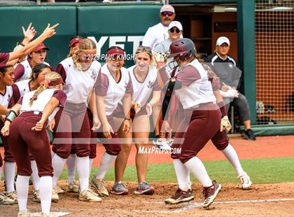 Thumbnail 2 in Calallen vs. Liberty (UIL 4A Softball Final) photogallery.