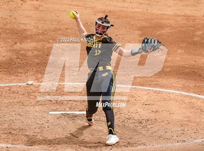 Thumbnail 2 in Calallen vs. Liberty (UIL 4A Softball Final) photogallery.