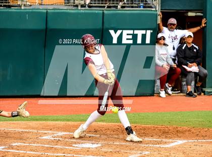Thumbnail 3 in Calallen vs. Liberty (UIL 4A Softball Final) photogallery.