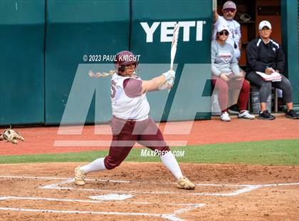 Thumbnail 2 in Calallen vs. Liberty (UIL 4A Softball Final) photogallery.