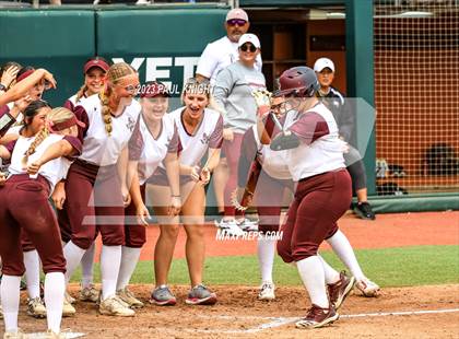 Thumbnail 1 in Calallen vs. Liberty (UIL 4A Softball Final) photogallery.
