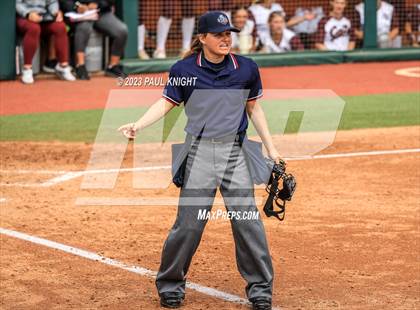 Thumbnail 2 in Calallen vs. Liberty (UIL 4A Softball Final) photogallery.