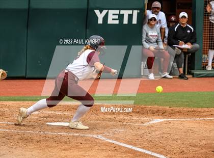 Thumbnail 2 in Calallen vs. Liberty (UIL 4A Softball Final) photogallery.