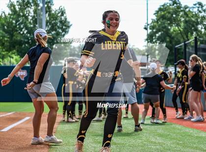Thumbnail 2 in Calallen vs. Liberty (UIL 4A Softball Final) photogallery.
