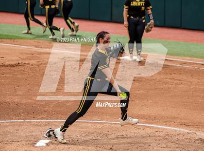 Thumbnail 1 in Calallen vs. Liberty (UIL 4A Softball Final) photogallery.